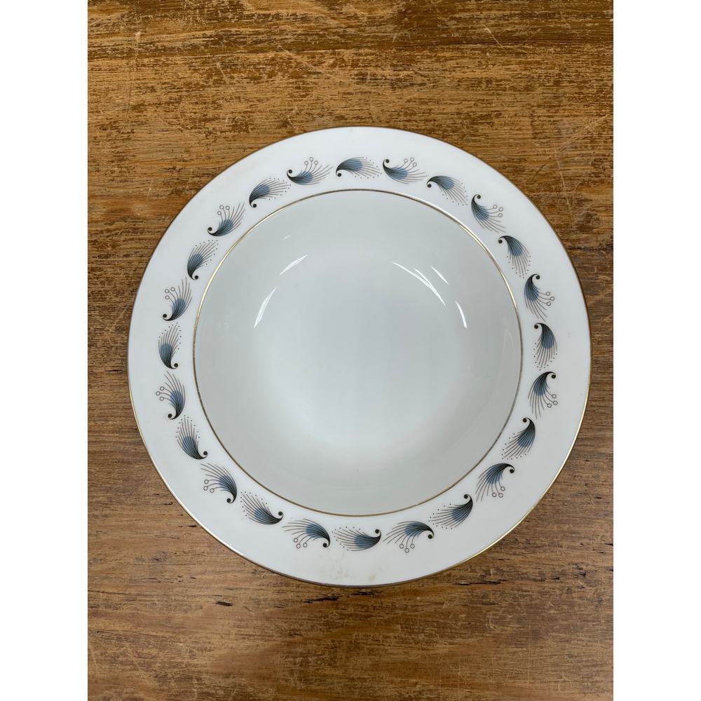 Wedgwood Bone China "Stardust" Rim Bowl. KK351